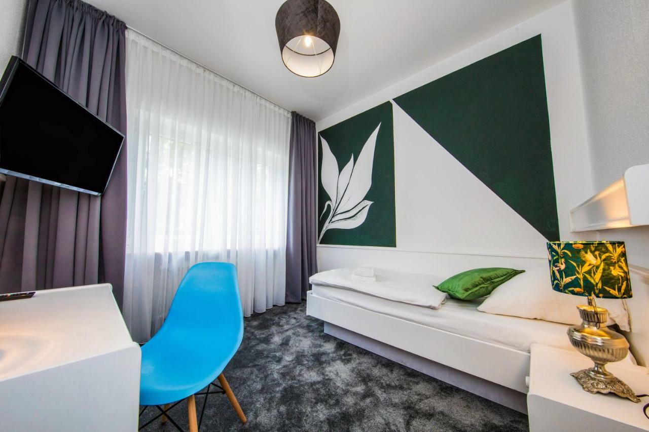 Kleines Hotel Heimfeld Hamburg Exterior photo